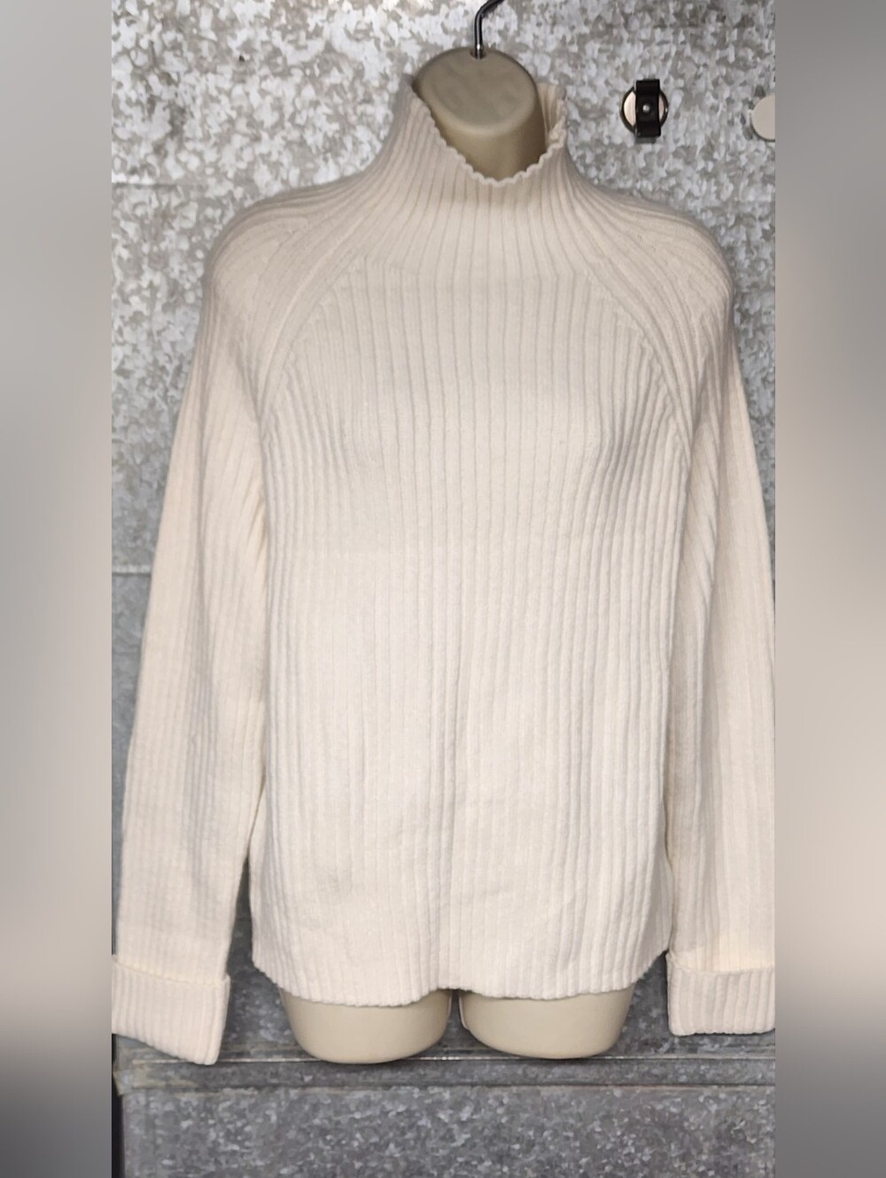Cream Neutral Mock Turtleneck Womens XL